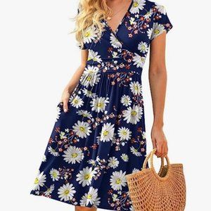 Lilbetter Womens Soft Summer Casual Dress in Navy Daisies Pockets
